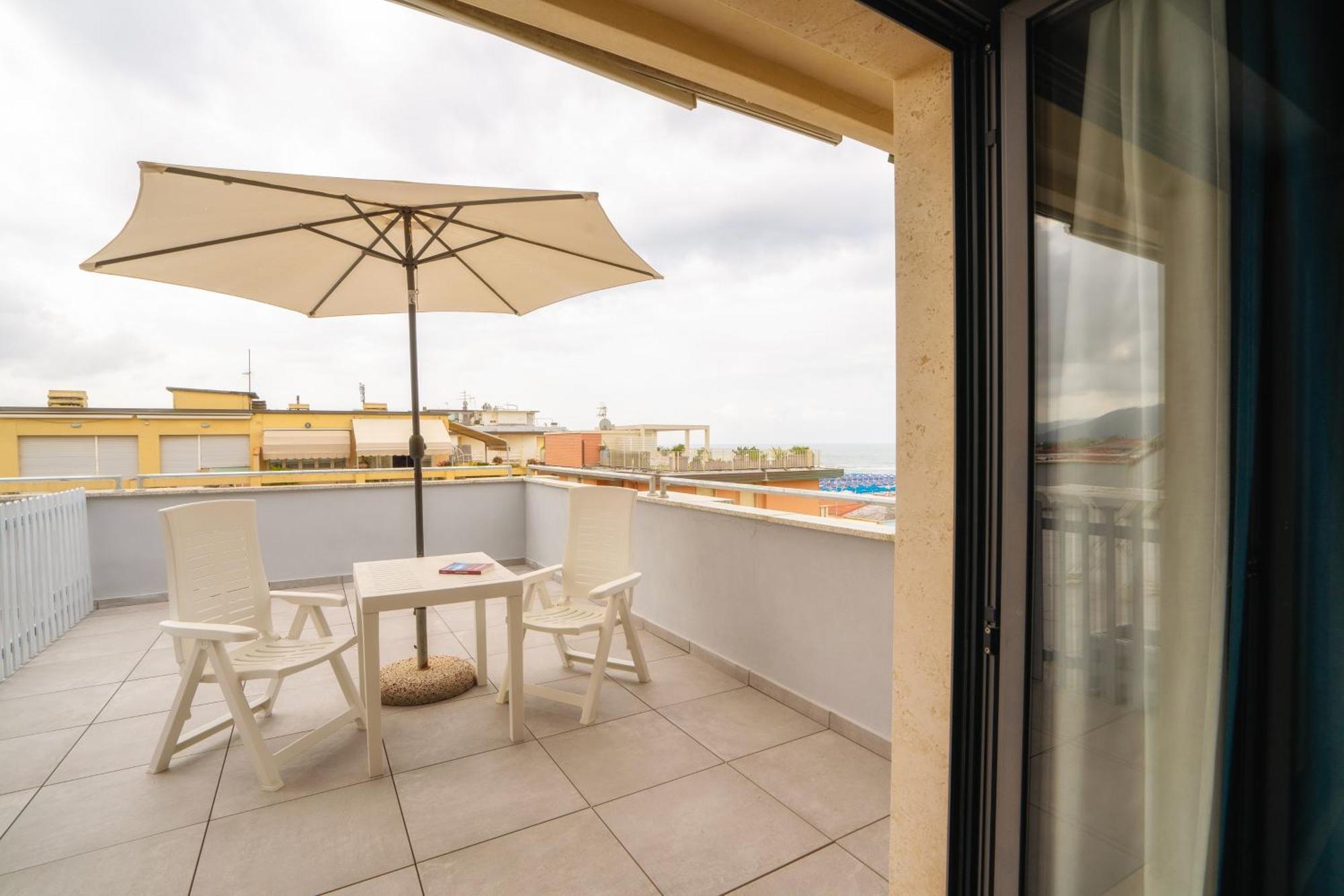 Hotel Sirio Lido di Camaiore Ngoại thất bức ảnh